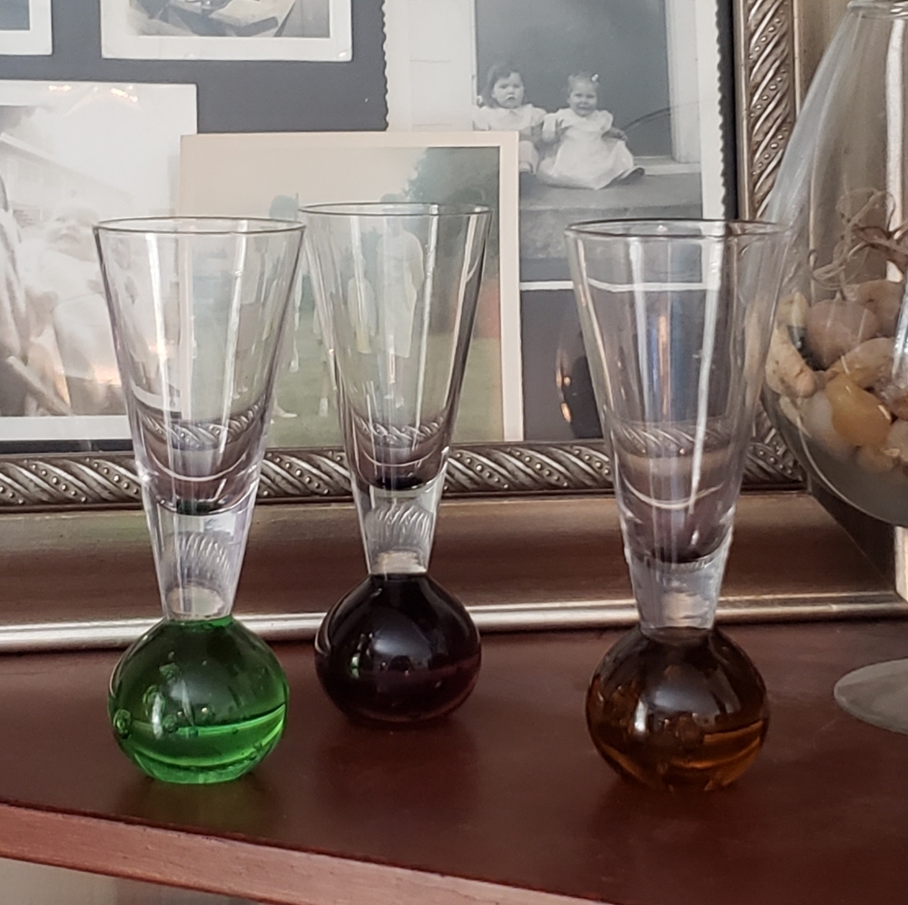 Set of 3 Vintage Fluted Cordial Bubble Bottom Shot glasses